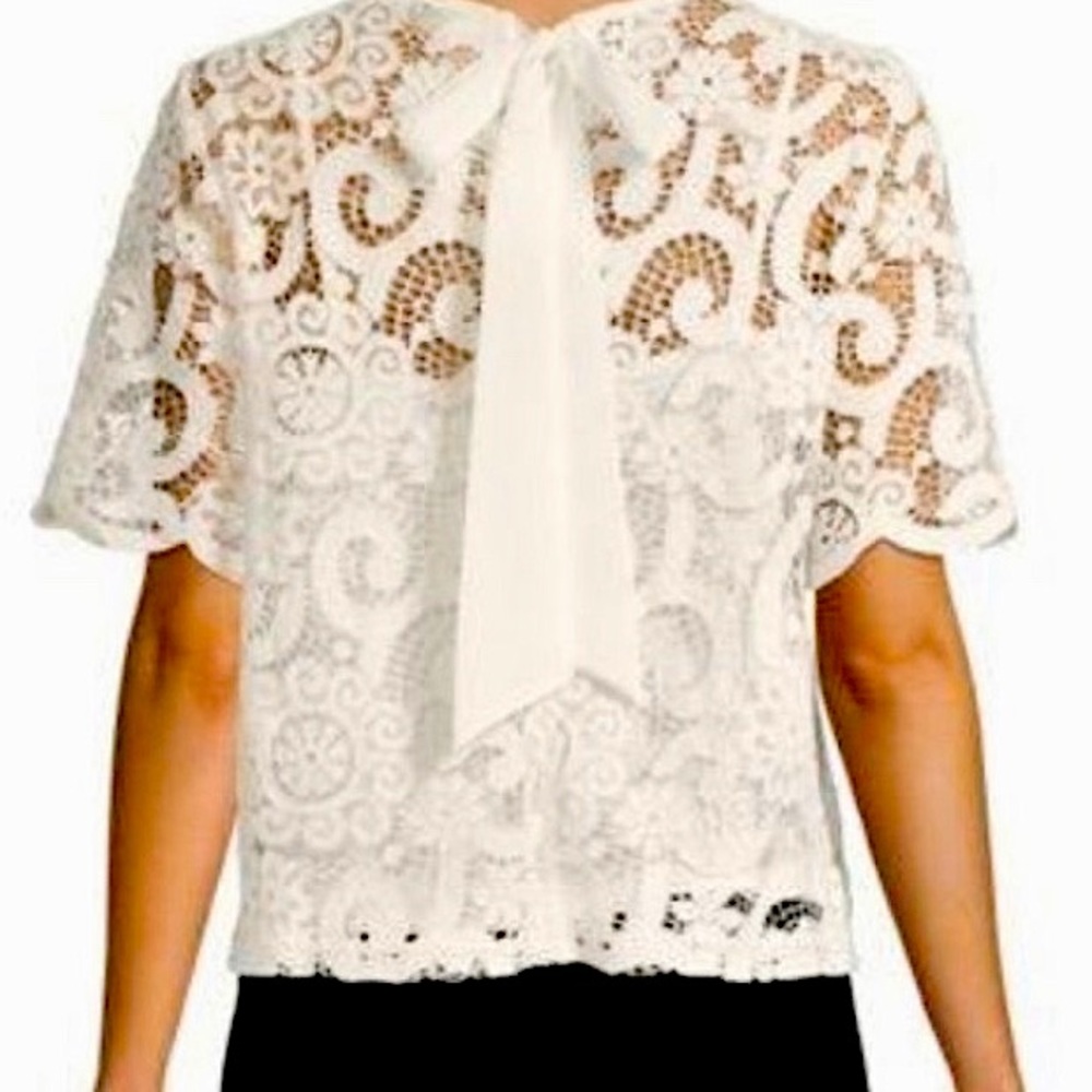 Nanette Lepore White and Cream Lace Floral Tie Back Top in Medium